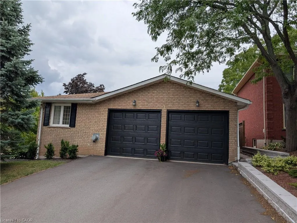 1 Renata Court