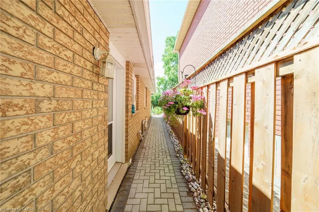 1 Renata Court