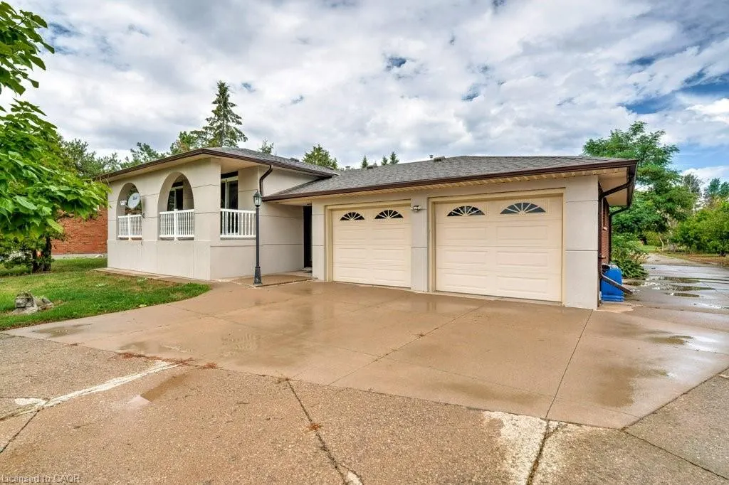595 Green Mountain Road E