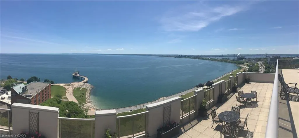 1477 Lakeshore Road, #1102
