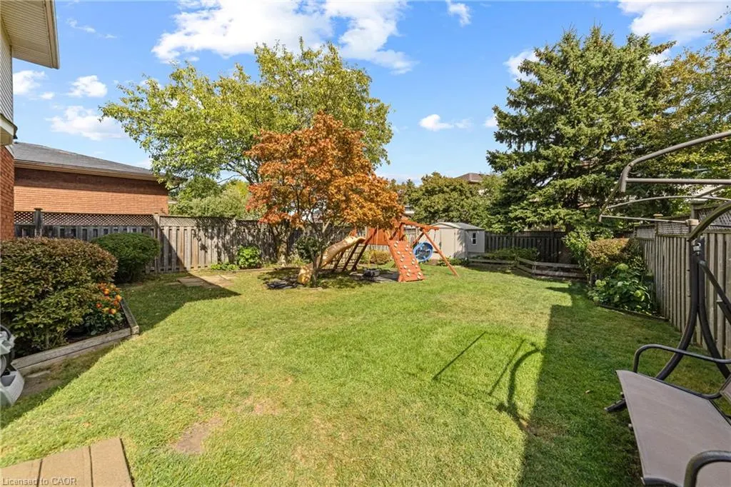 47 Leaway Avenue