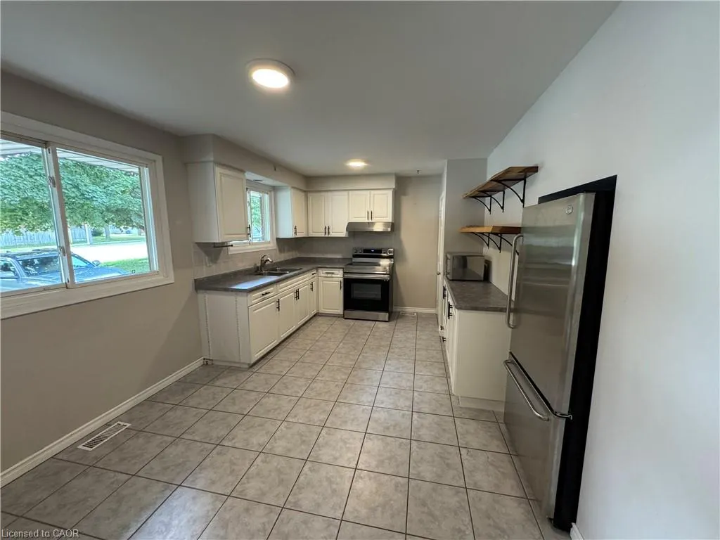 456 Speedvale Avenue A, #Main Level