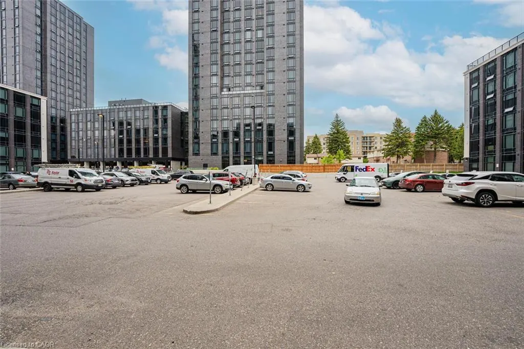 330 Philip Street W, #4