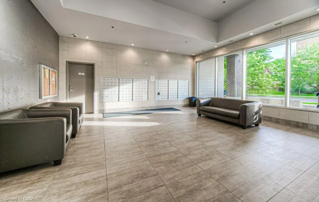 318 Spruce Street, #1203