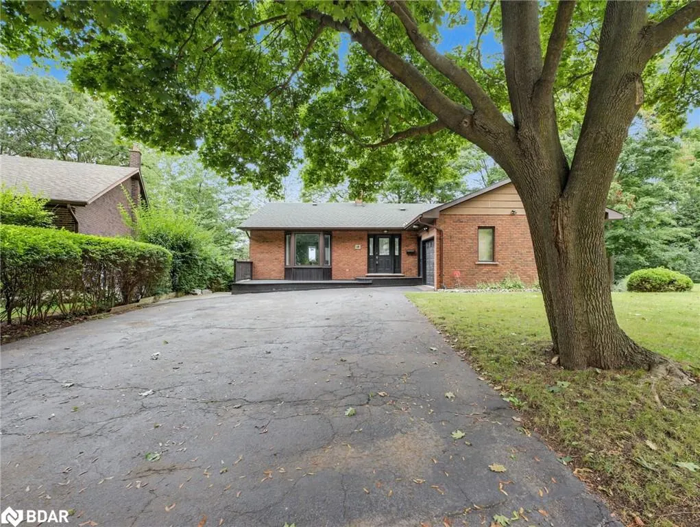 15 Westbrook Place