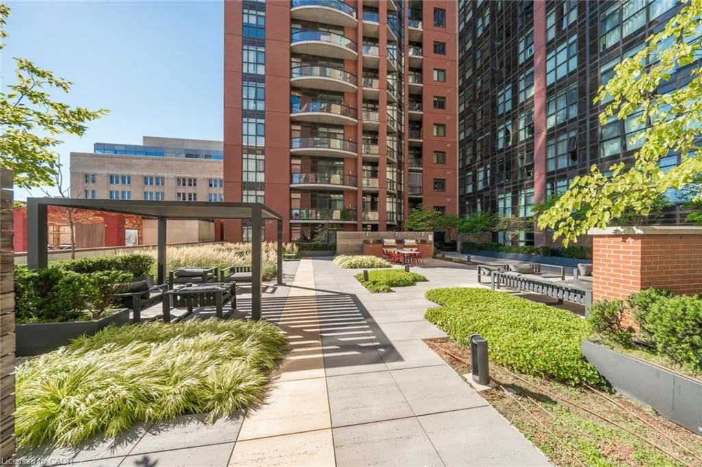 112 King Street E, #705