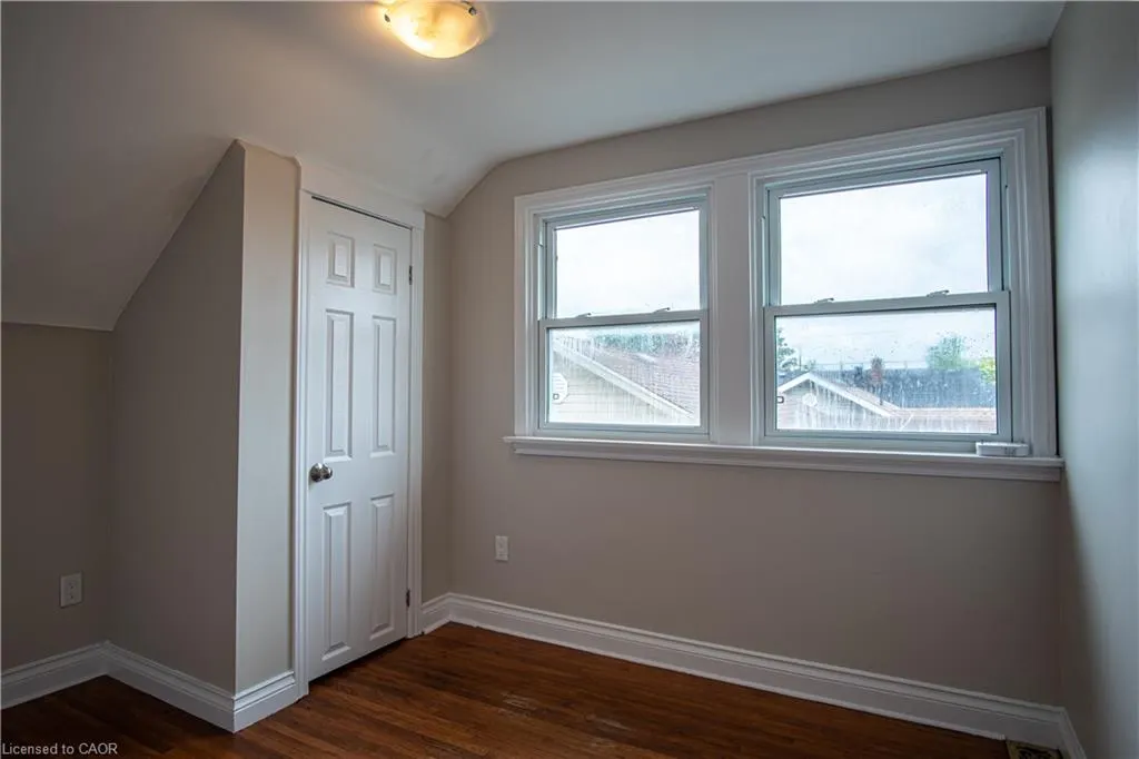 15 Sherbourne Street, #UPPER