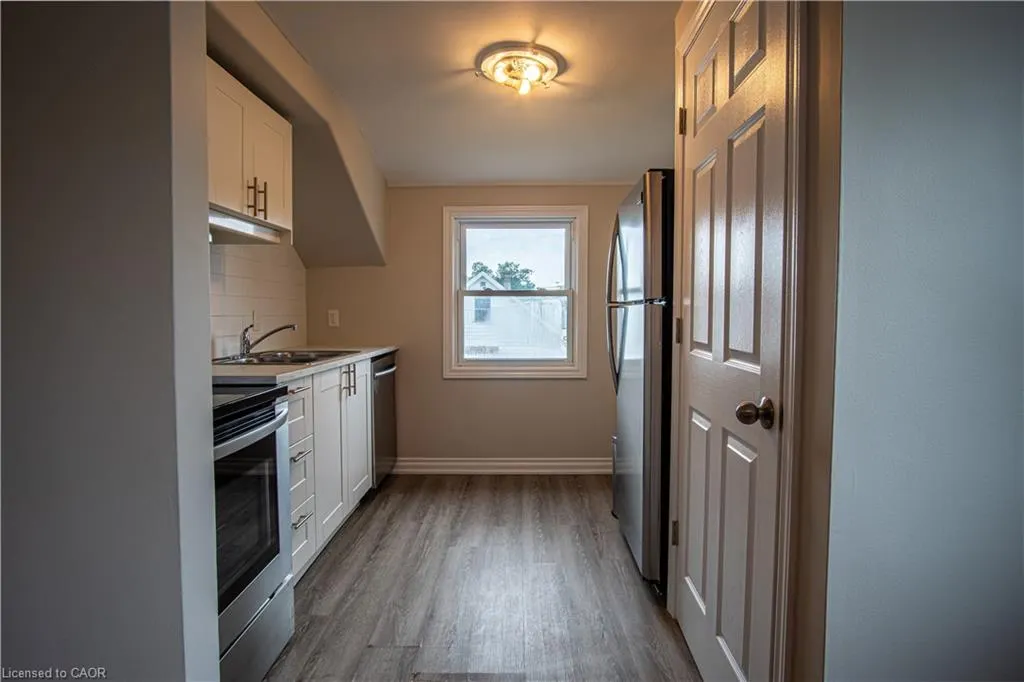 15 Sherbourne Street, #UPPER
