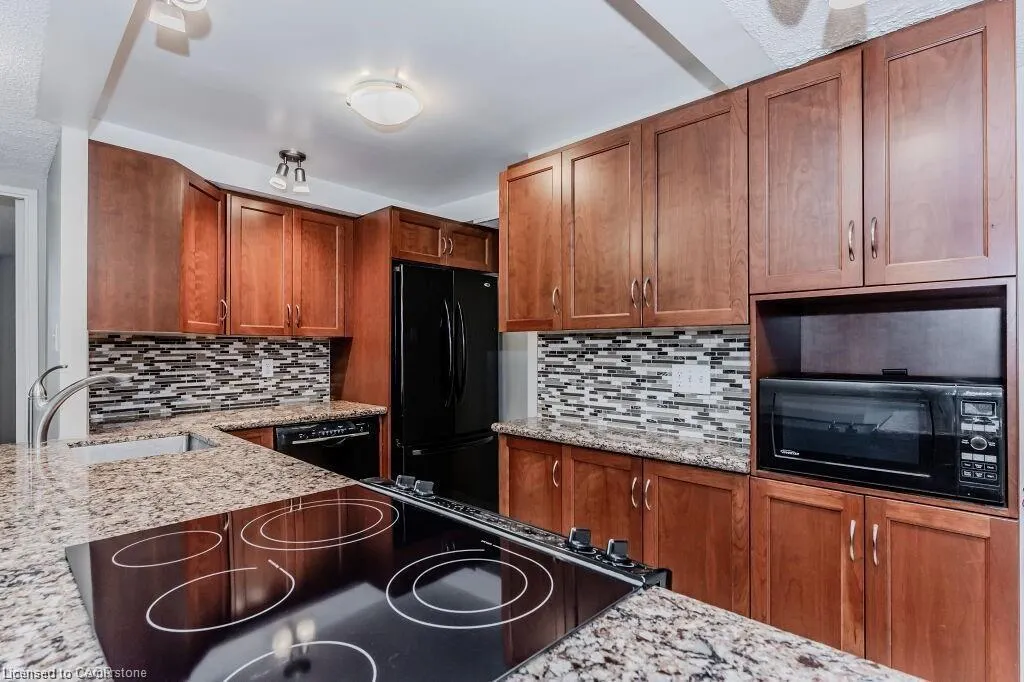 260 Sheldon Avenue N, #808