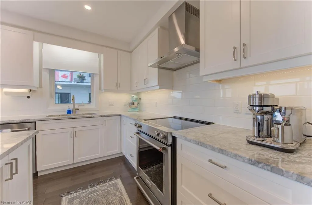 249 Grey Silo Road, #202