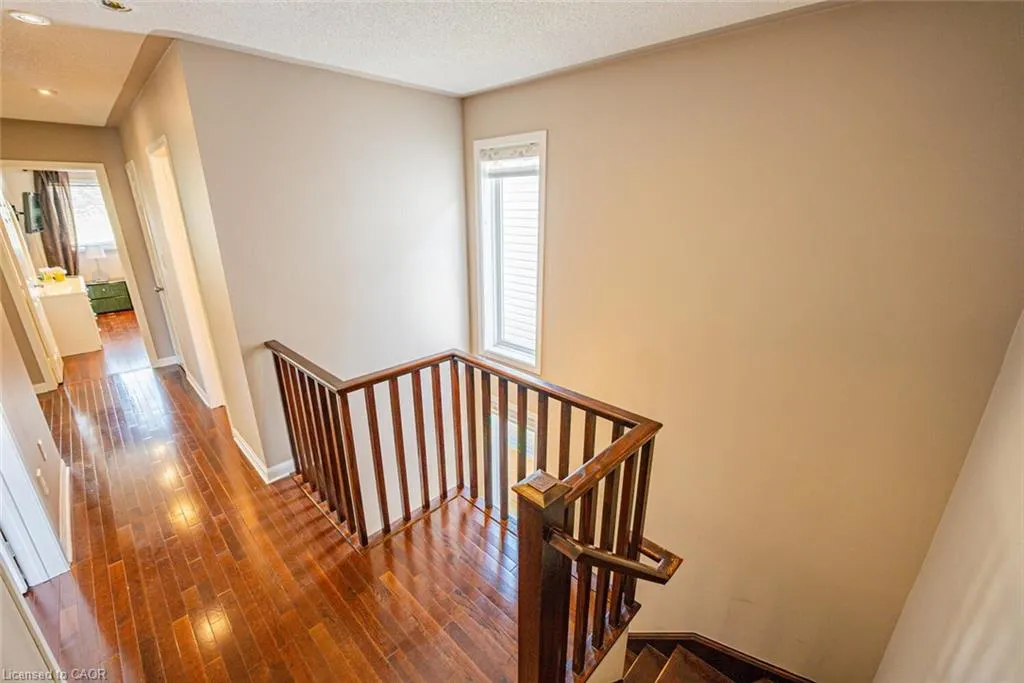 2270 Britannia Road W, #18