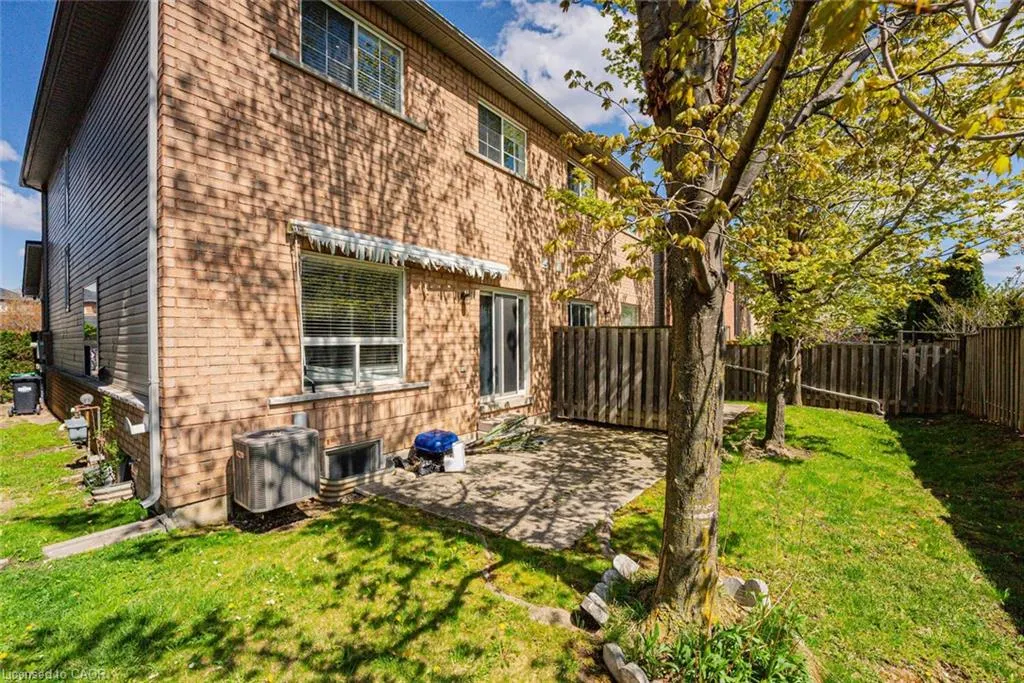 2270 Britannia Road W, #18