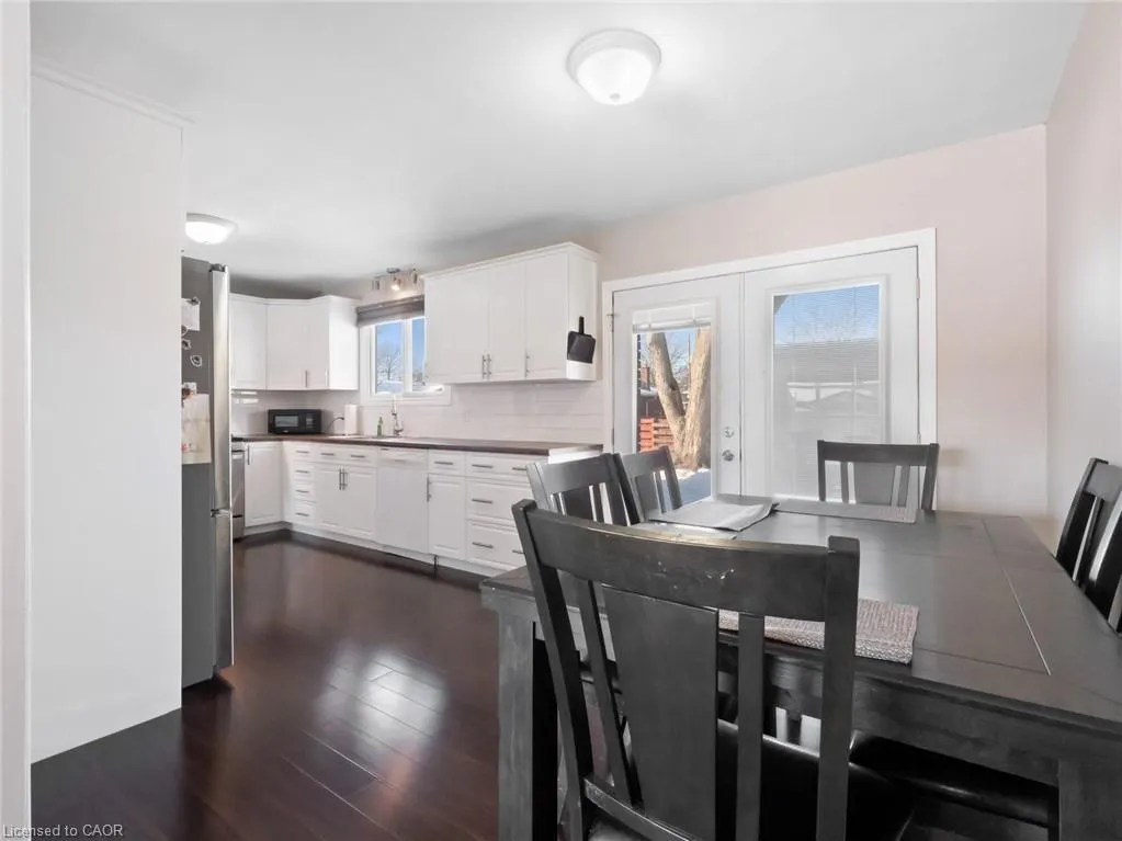 24 Gladys Avenue