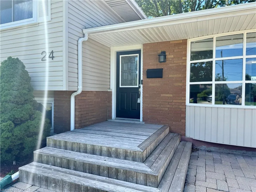 24 Gladys Avenue