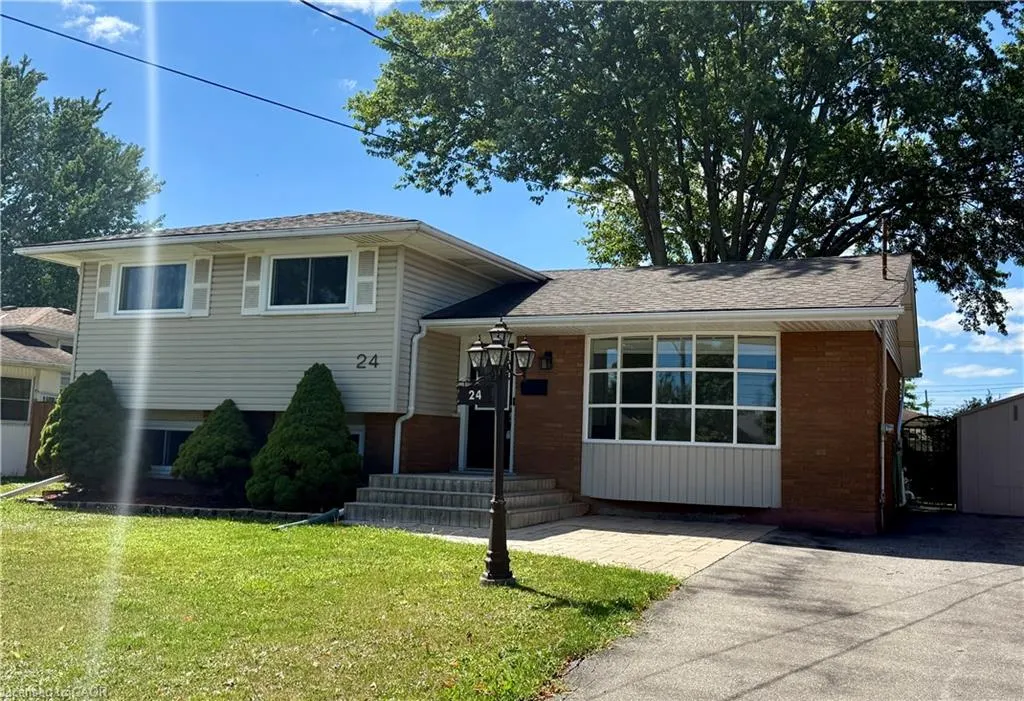 24 Gladys Avenue