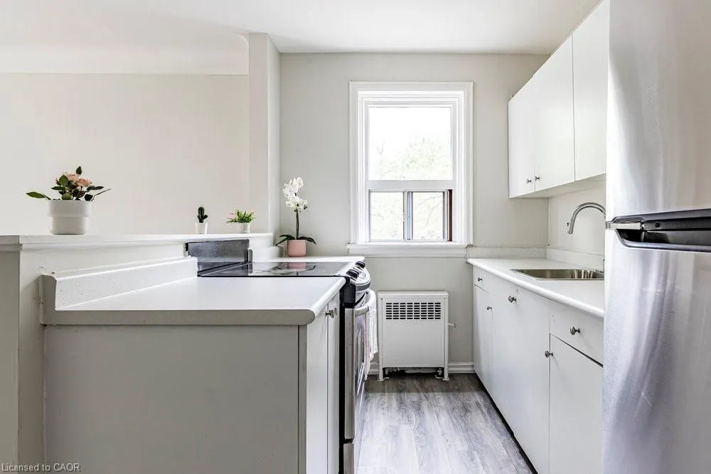 118 St. Joseph's Drive, #304