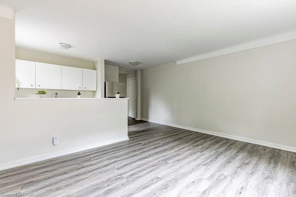 118 St. Joseph's Drive, #304