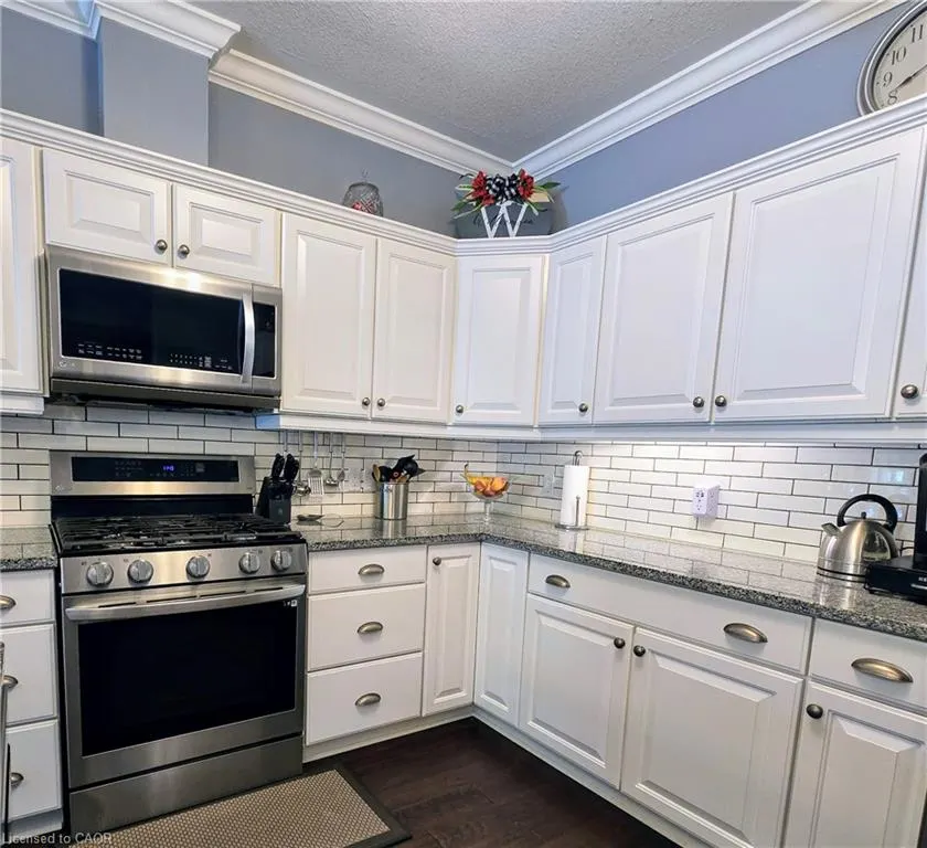 20 Isherwood Avenue, #116