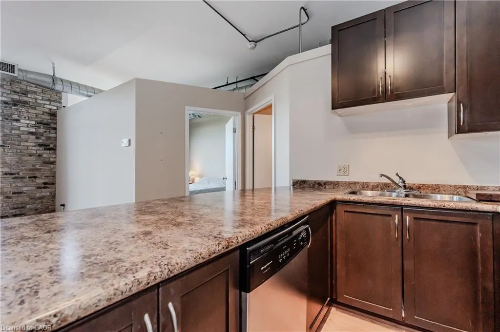 120 Mansion Street, #505