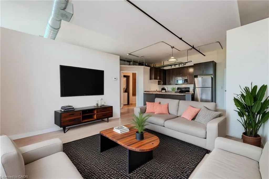 120 Mansion Street, #505