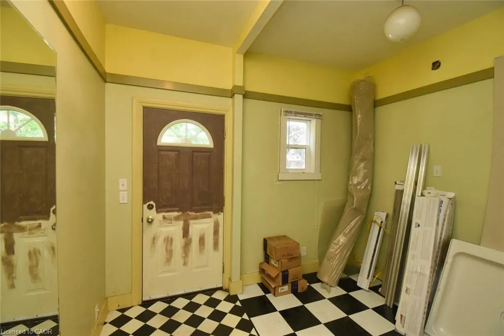 167 Prospect Street S