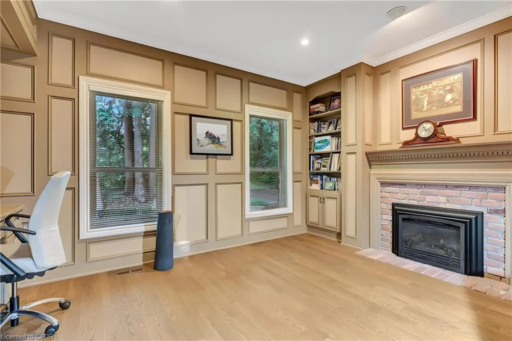22 Deerpath Court