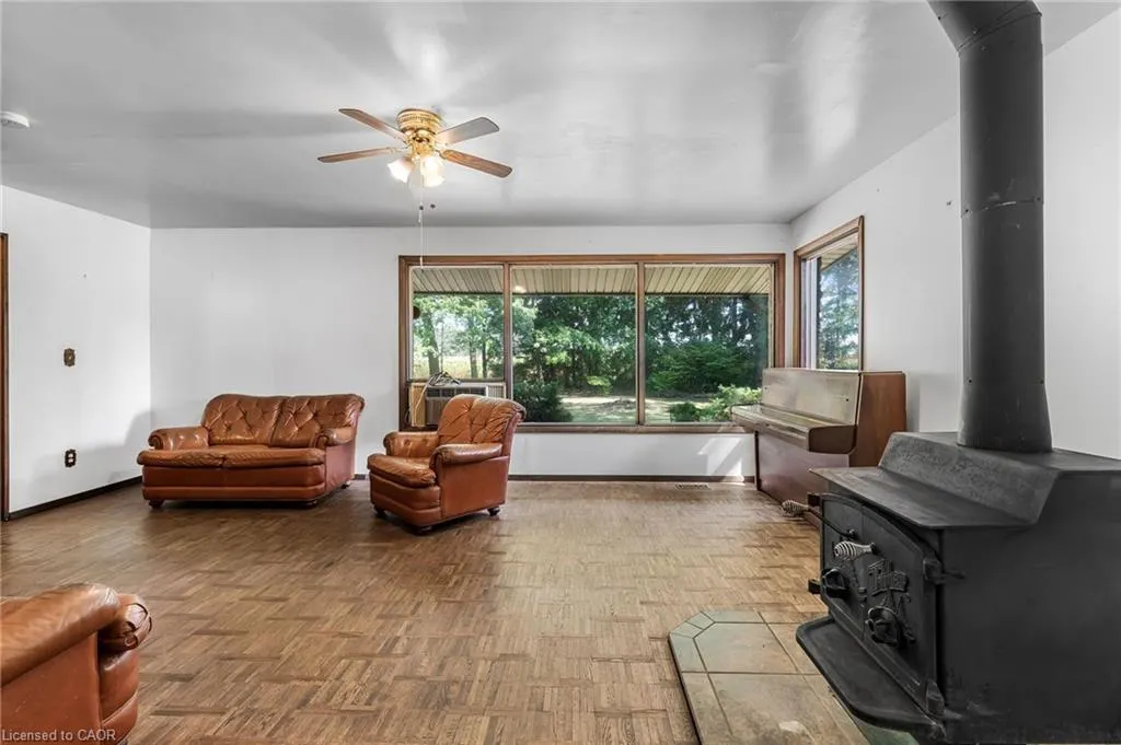 927 Wainfleet/Dunnville Townline Road