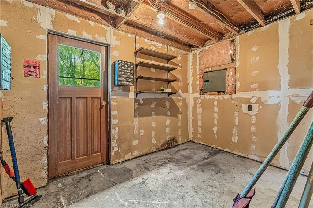 927 Wainfleet/Dunnville Townline Road