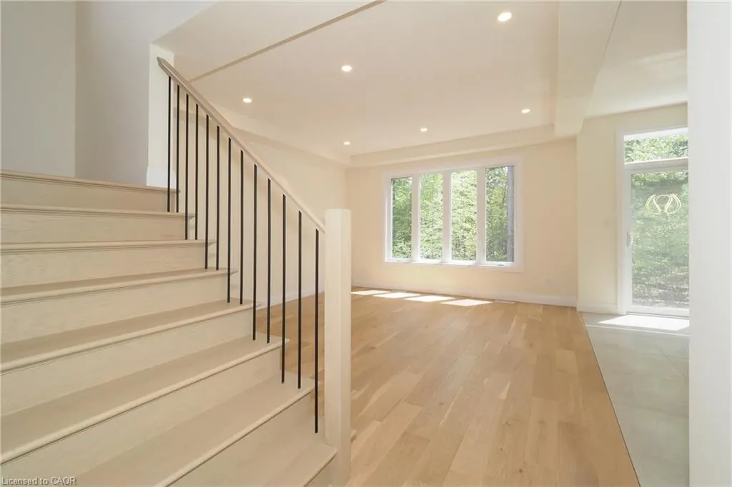 220 Jeffrey Place