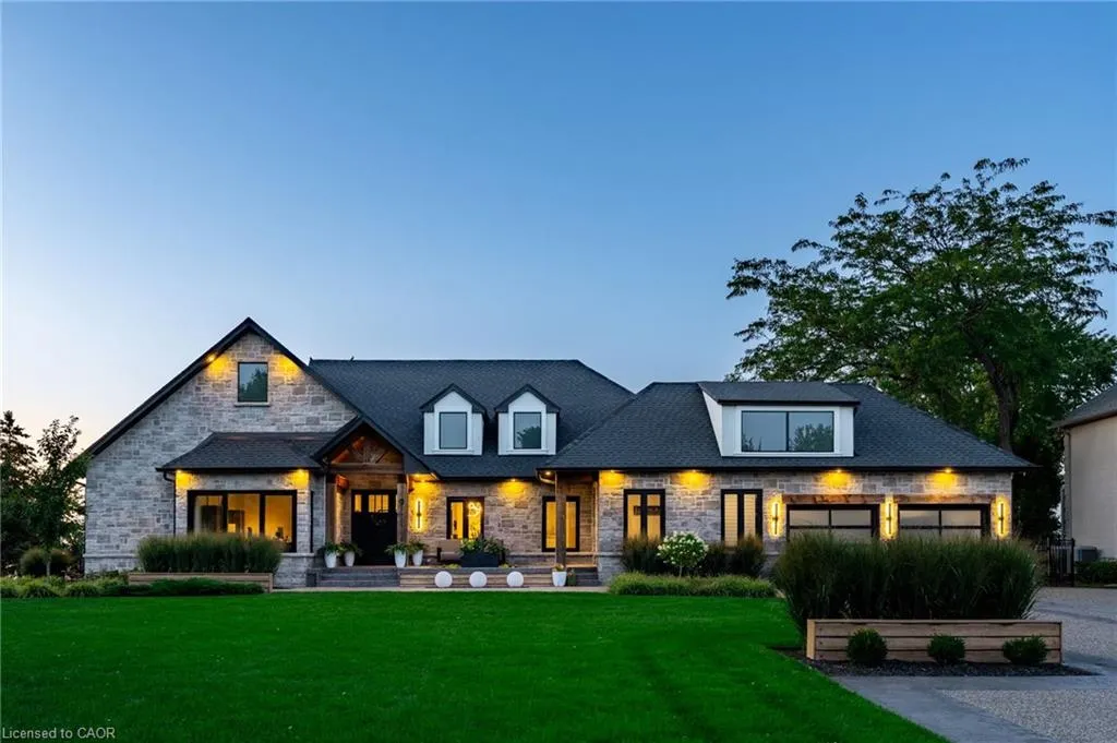 9 Lochside Drive
