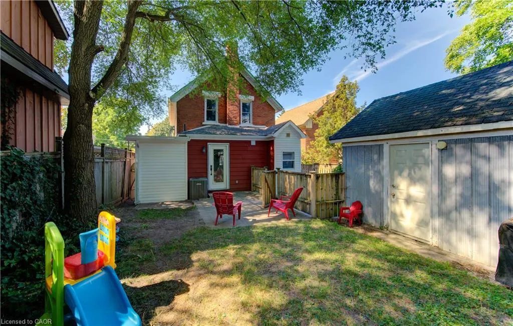 88 Dekay Street