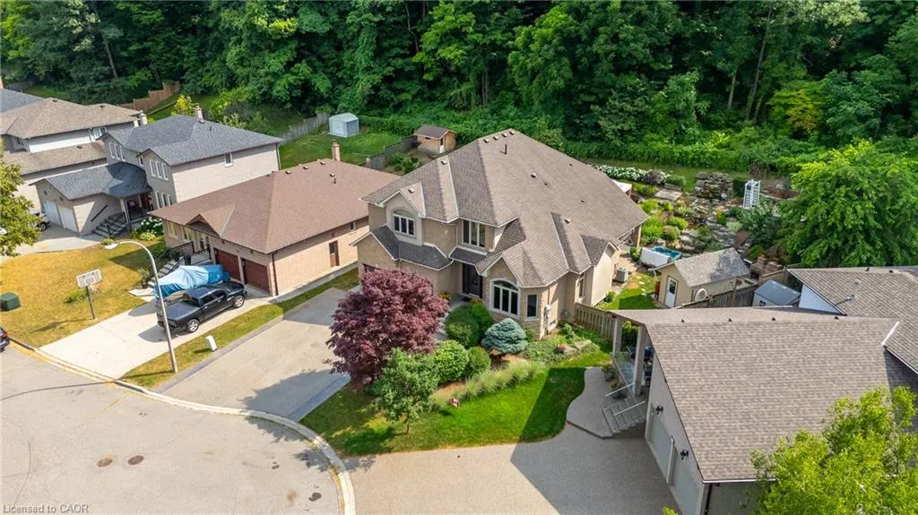 22 Shadeland Crescent