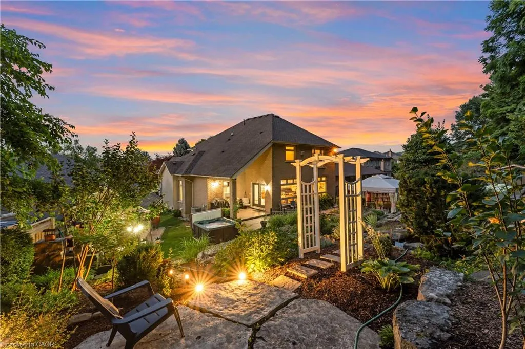 22 Shadeland Crescent