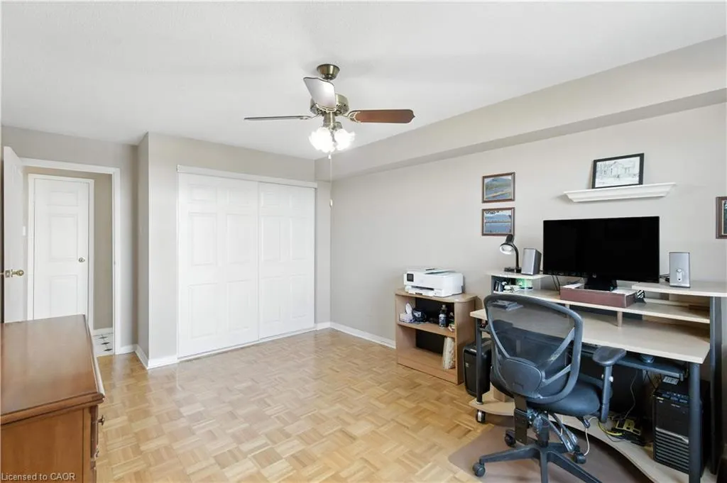 9 Bonheur Court, #807