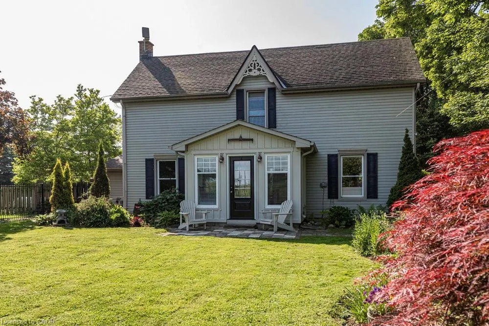 516 Concession 7 Road E