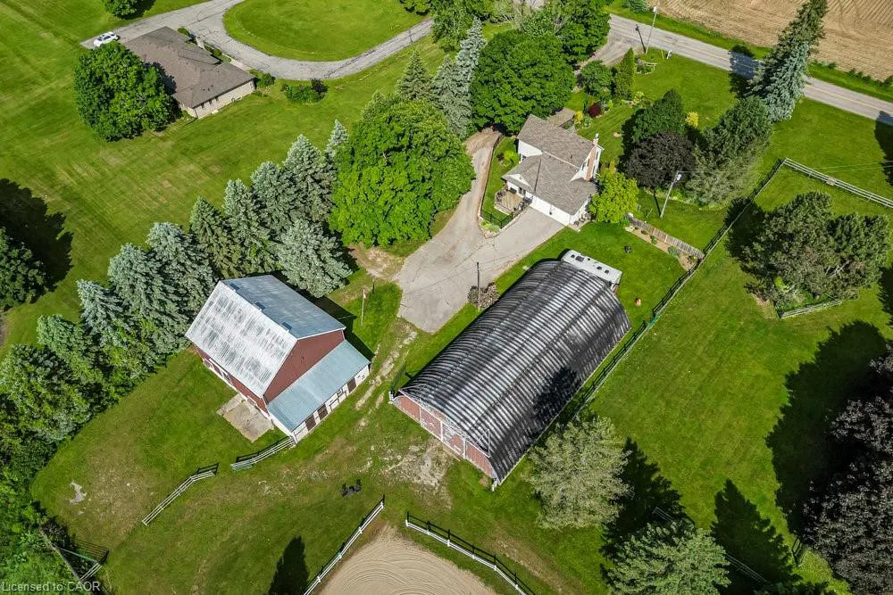516 Concession 7 Road E