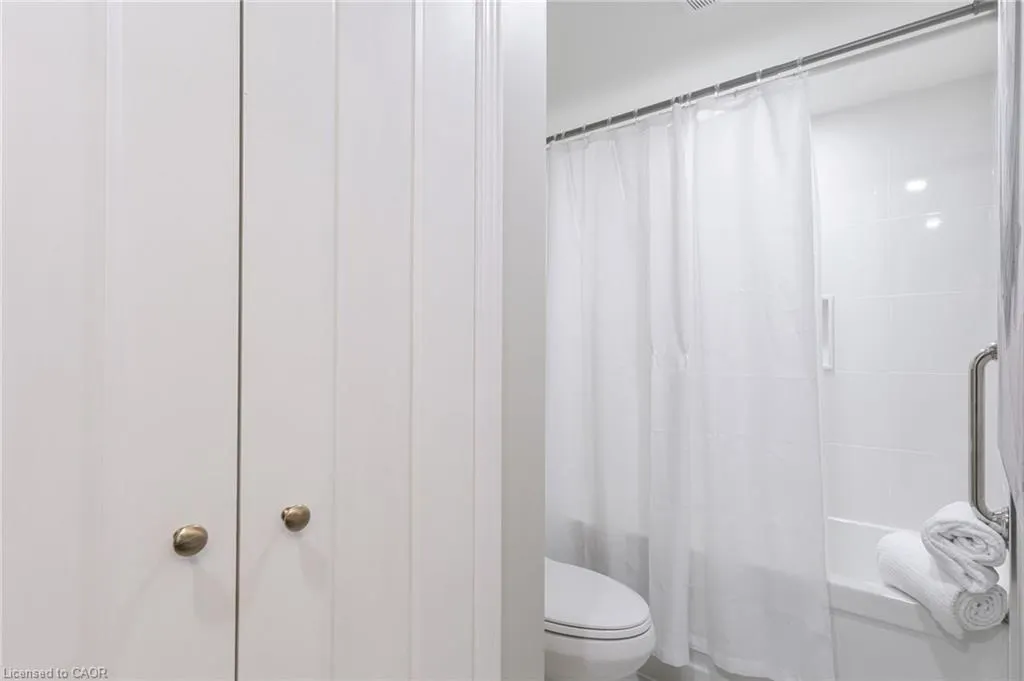 2110 Cleaver Avenue, #102
