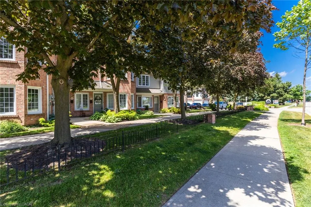 2110 Cleaver Avenue, #102