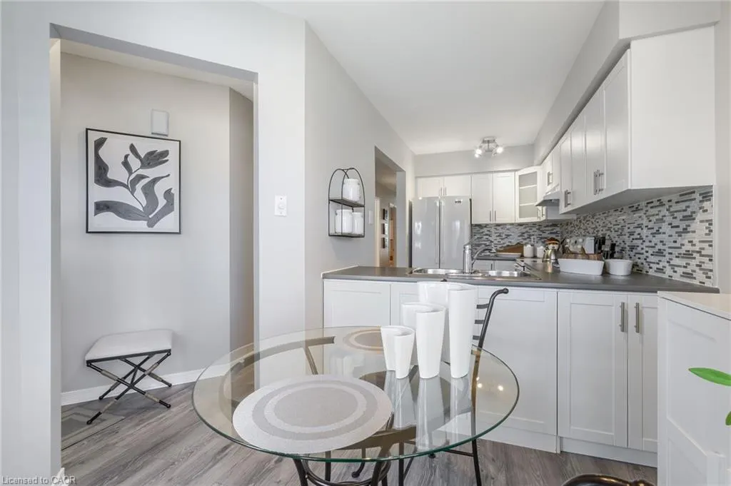 2110 Cleaver Avenue, #102