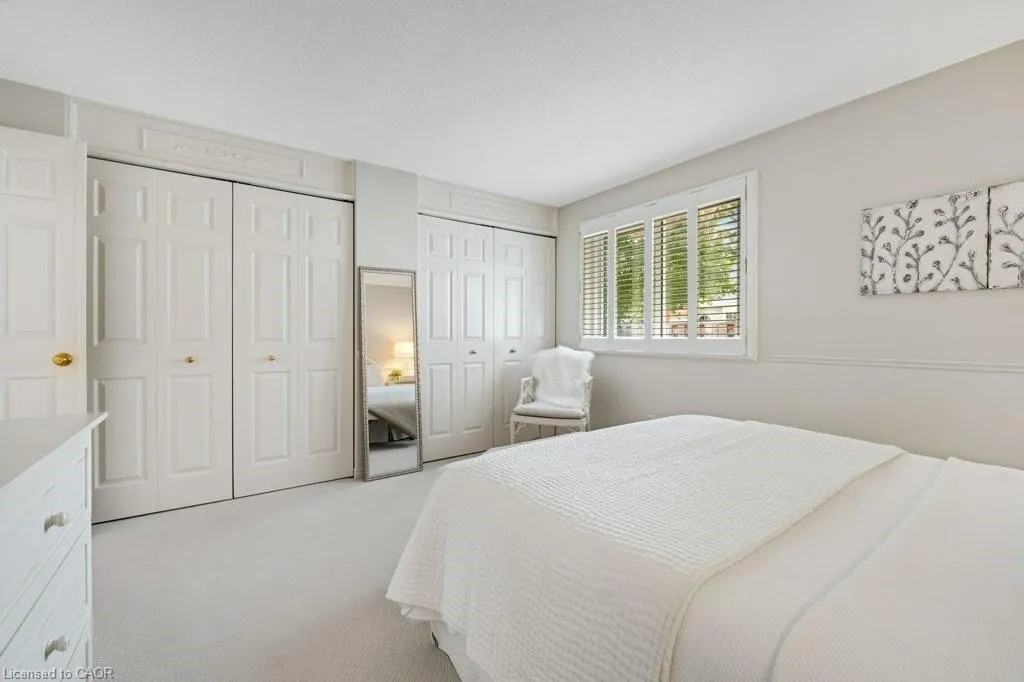 15 Quinte Crescent, #15
