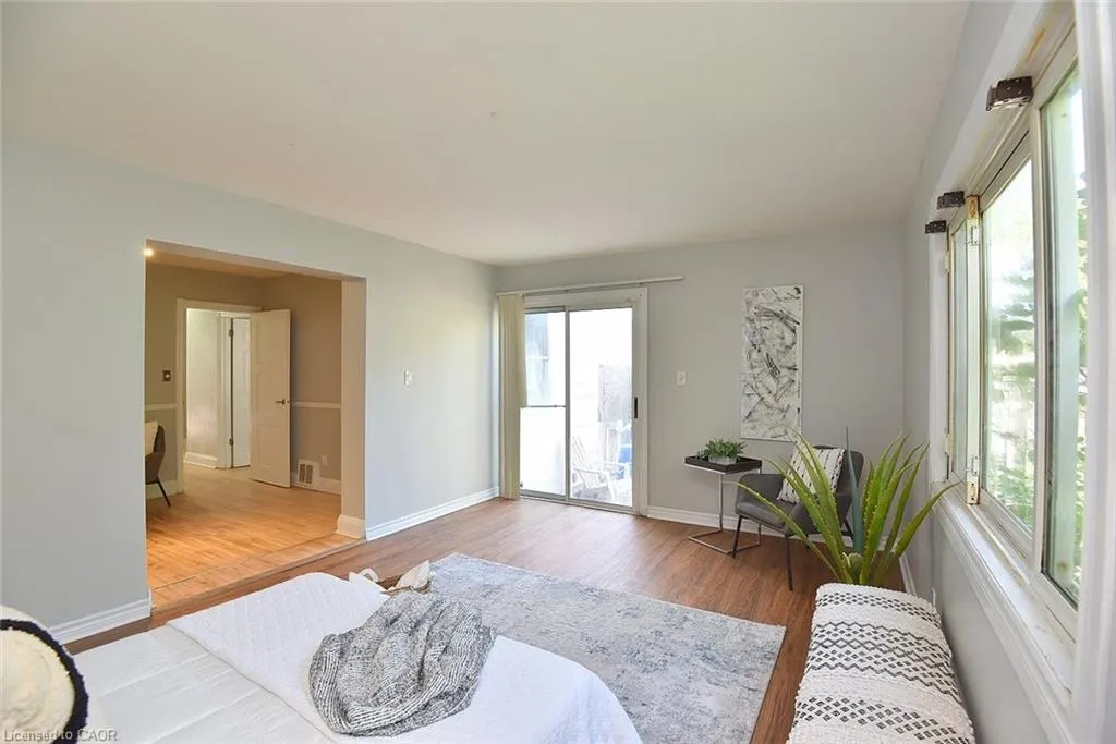 82 East 38th Street