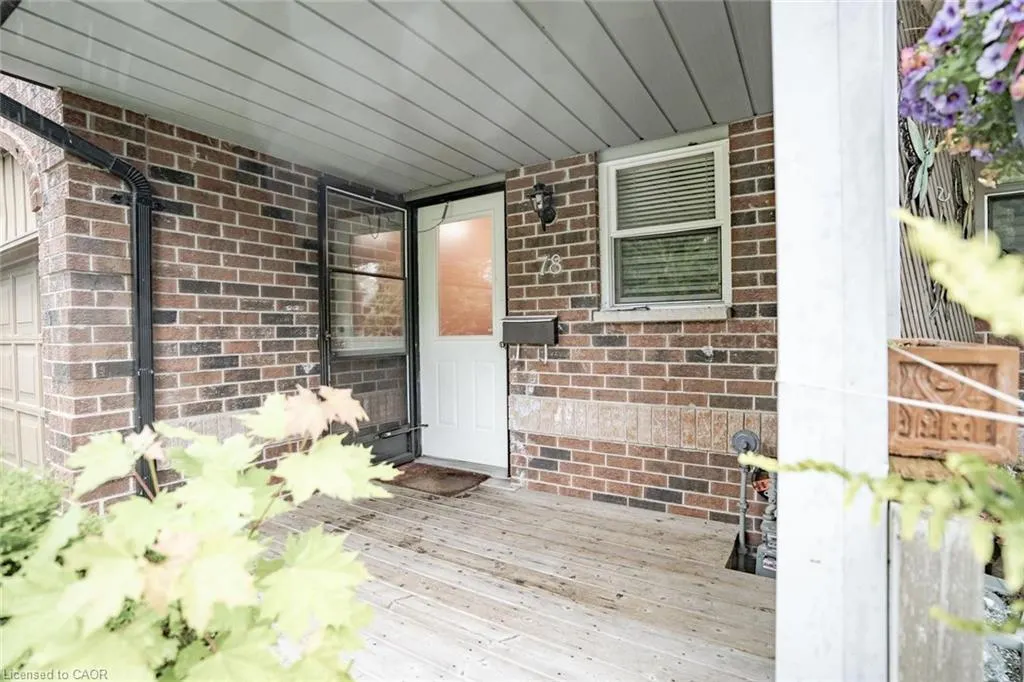 78 Grandridge Crescent