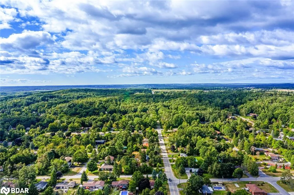 30 Cedar Creek Rd
