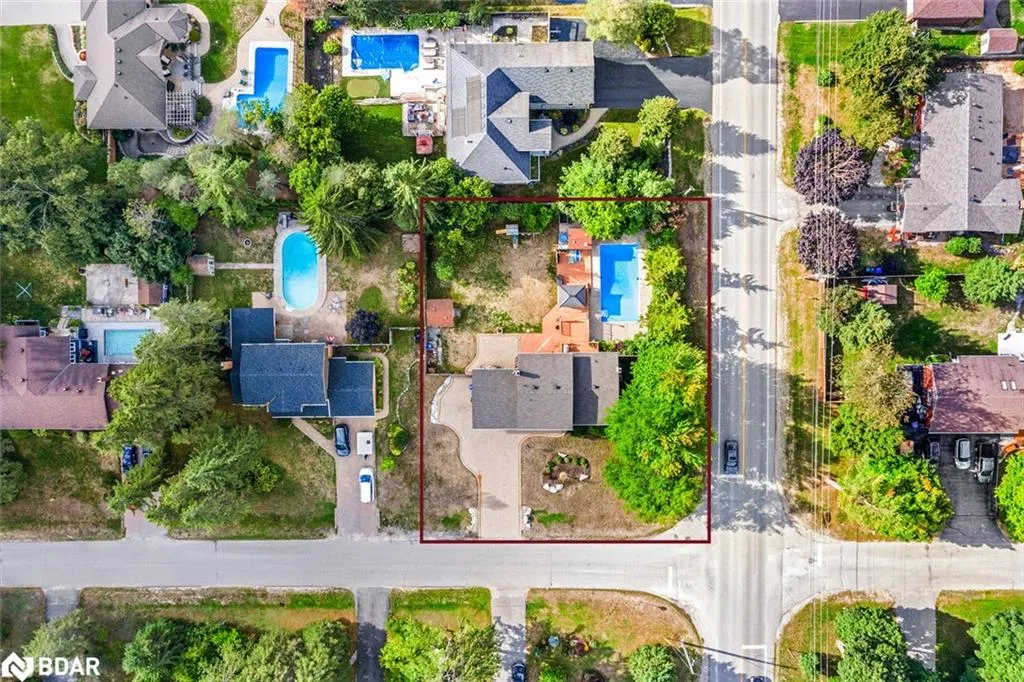 30 Cedar Creek Rd