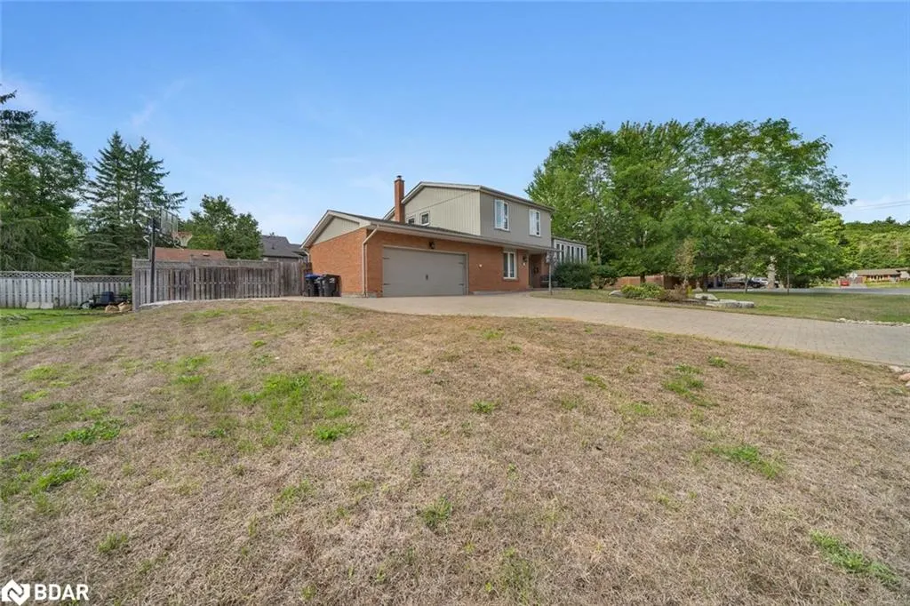 30 Cedar Creek Rd