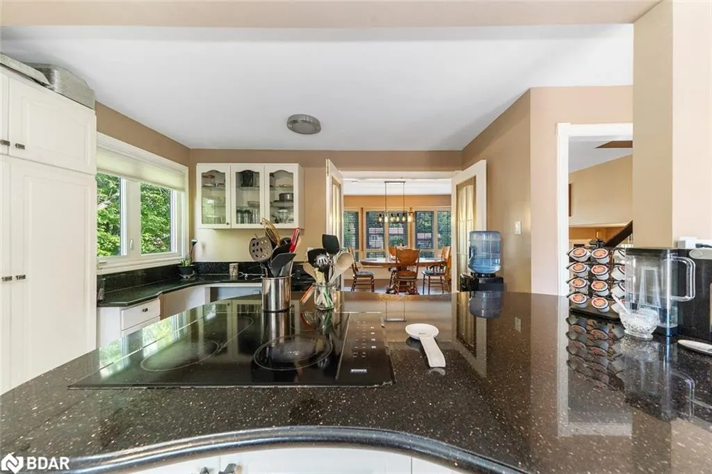 30 Cedar Creek Rd