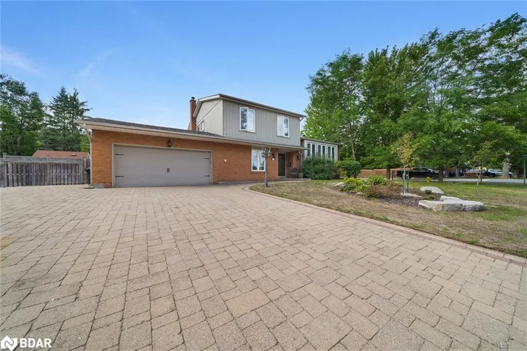 30 Cedar Creek Rd