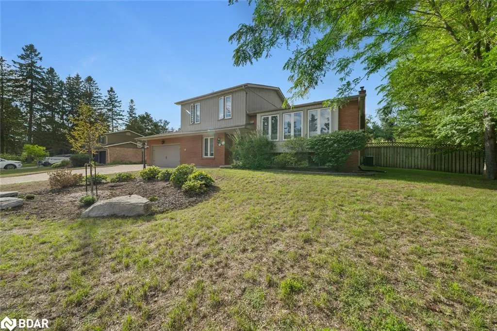 30 Cedar Creek Rd