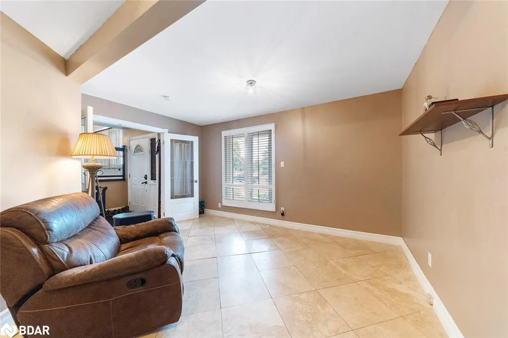30 Cedar Creek Rd