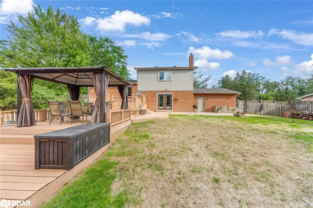 30 Cedar Creek Rd